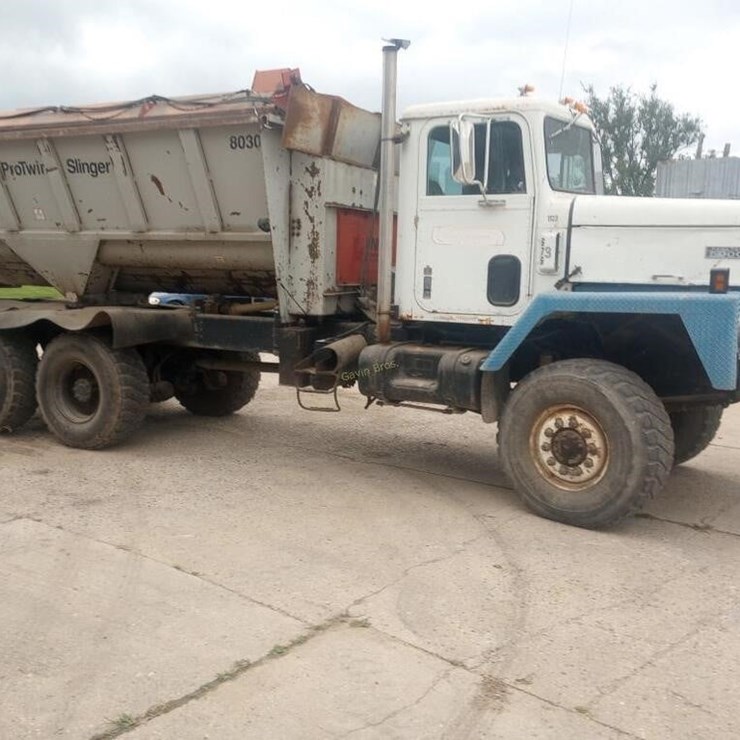 1980 KNIGHT 8030