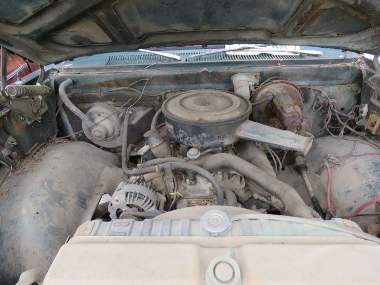 1976-dodge-power-wagon-image-8