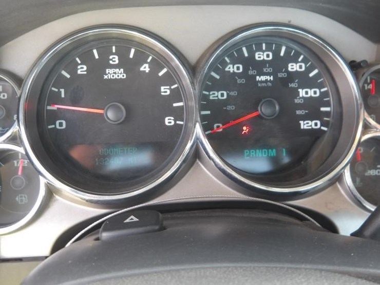 2009-chevrolet-silverado-2500-image-15
