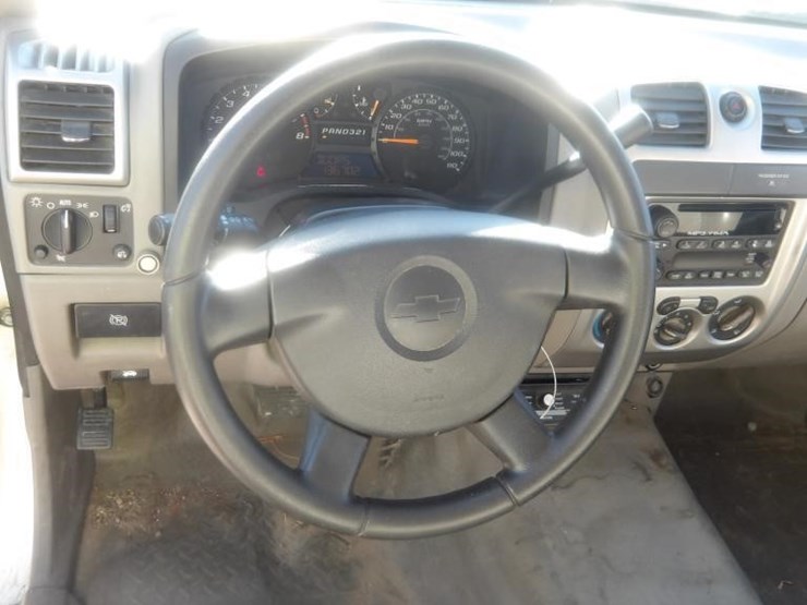 2008-chevrolet-colorado-image-16