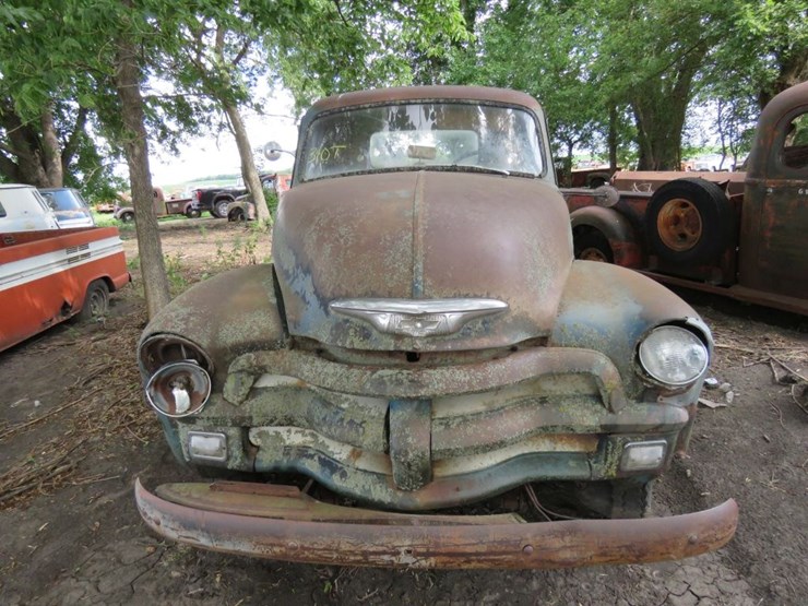 1954-chevrolet-3600-3/4-ton-pickup-with-great-patina-image-3