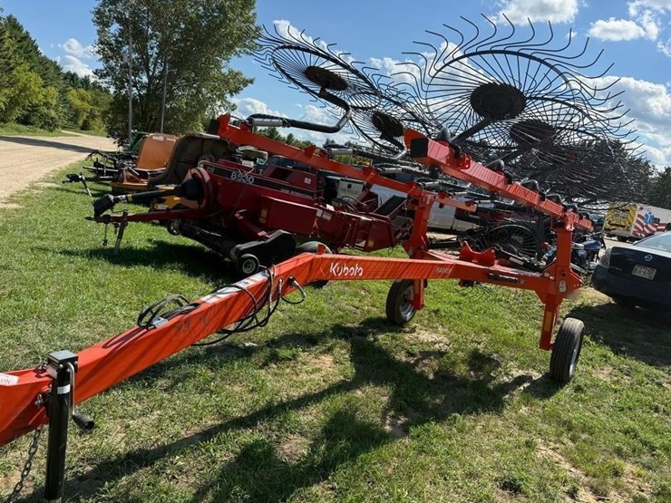 2022-kubota-ra212cr-image-1