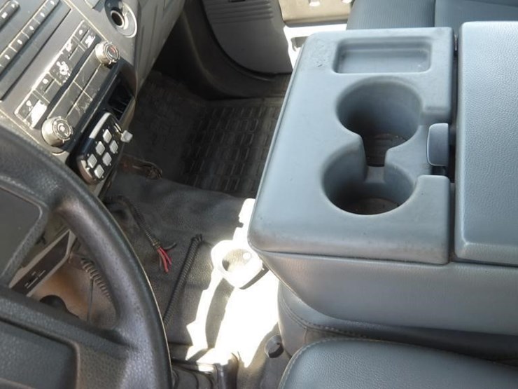 2011-ford-f250-image-27