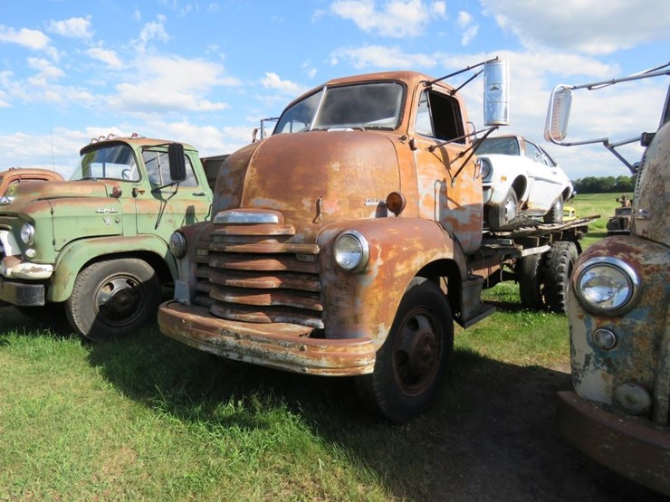 1950-chevrlet-5400-series-coe-2-ton-flatbed-truck-image-3