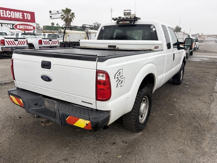 2013-ford-f250-sd-image-3