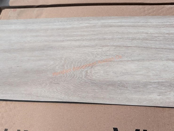 glue-down-luxury-vinyl-planks-image-7