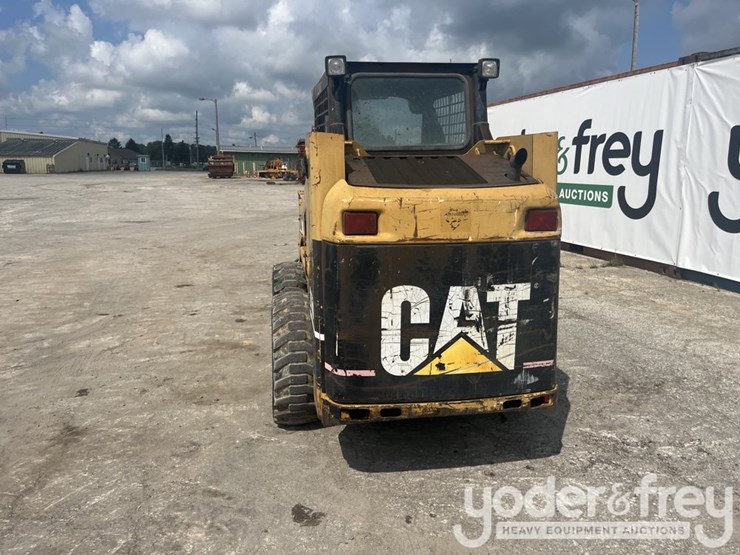 caterpillar-216b-image-5