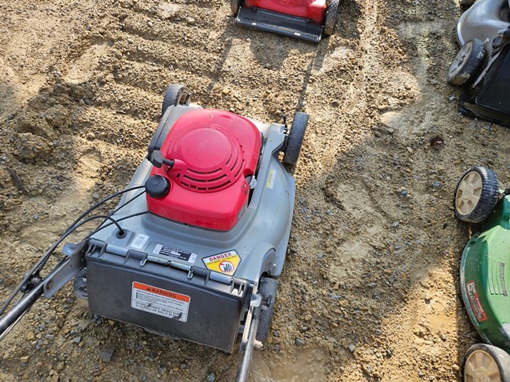 #18-•-honda-push-mower-image-15