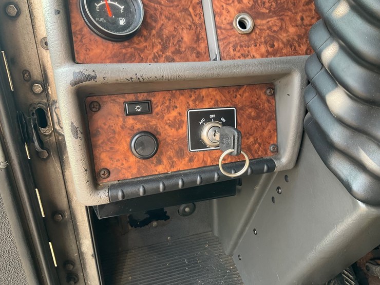 caterpillar-3126-image-111