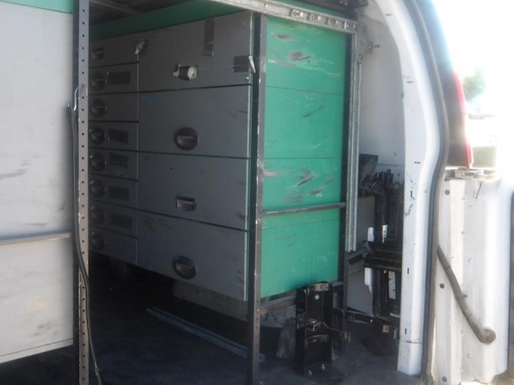 2014-utility-van-image-16