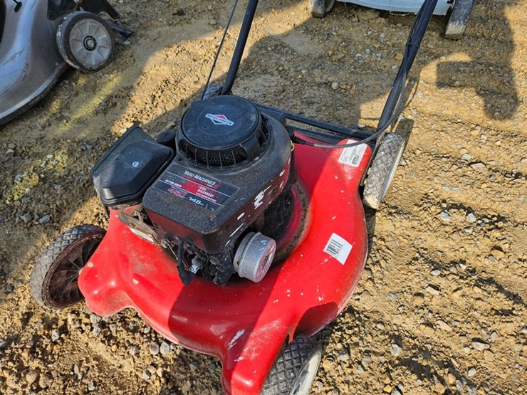 #17-•-yard-machine-push-mower-image-8