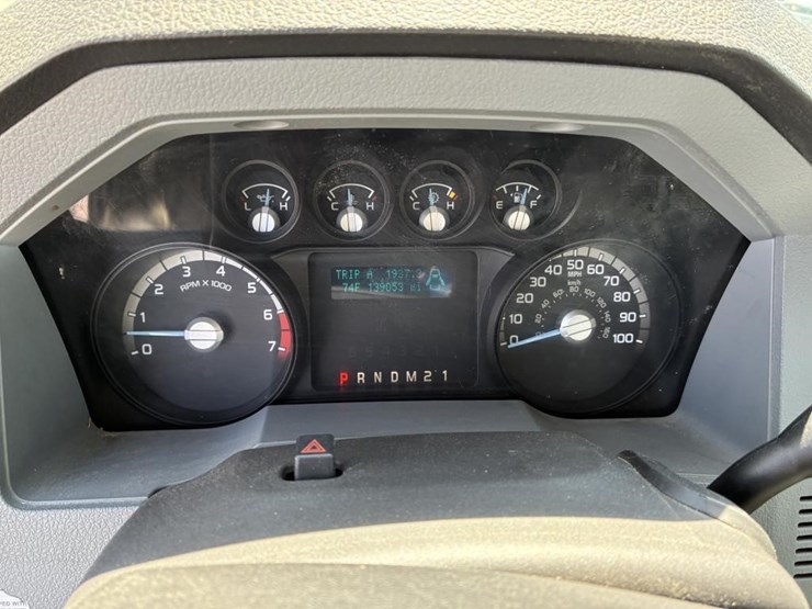 2011-ford-f250-image-21