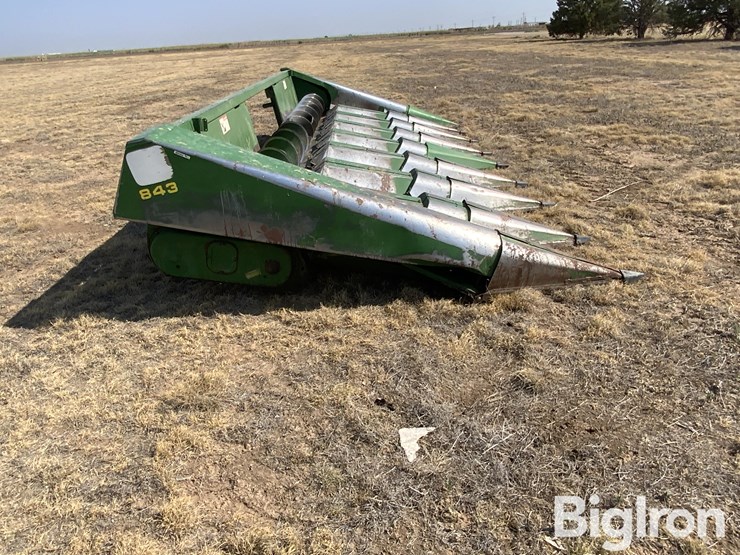 john-deere-843-image-4