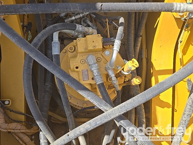 2019-caterpillar-336-image-51