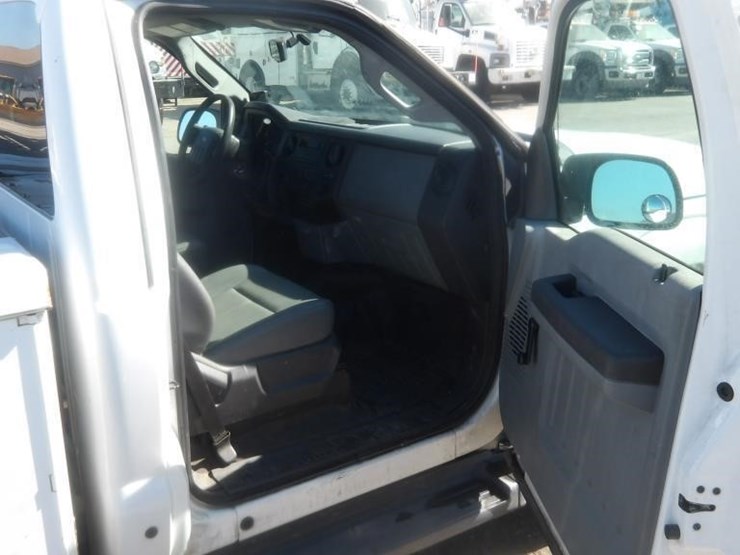 2013-ford-f250-image-15