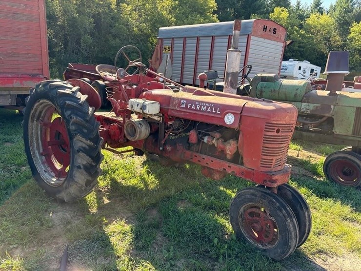 farmall-super-h-tractor-image-3