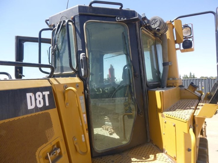 2012-caterpillar-d8t-image-7