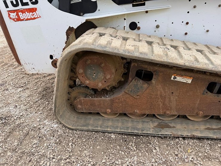 2007-bobcat-t320-image-13