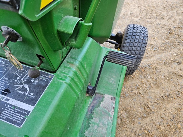 john-deere-214-image-25