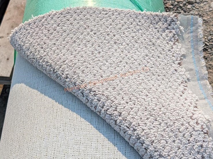 roll-of-carpet---unknown-square-footage-image-7