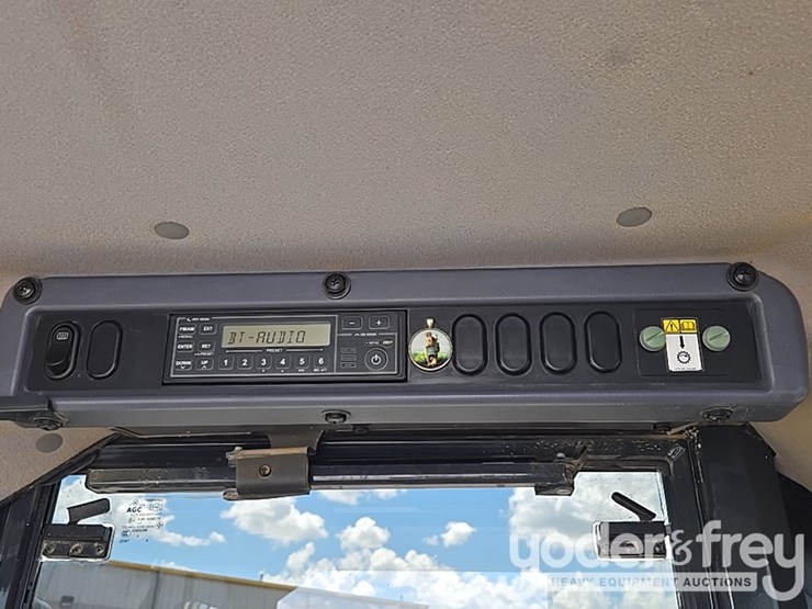 2024-komatsu-wa320-8-image-77