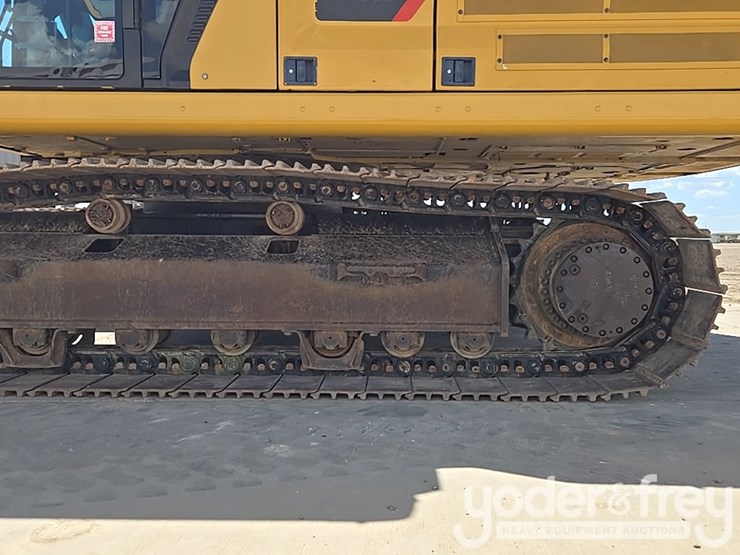 2019-caterpillar-336-image-11