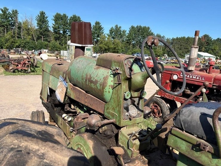 john-deere-530-image-9