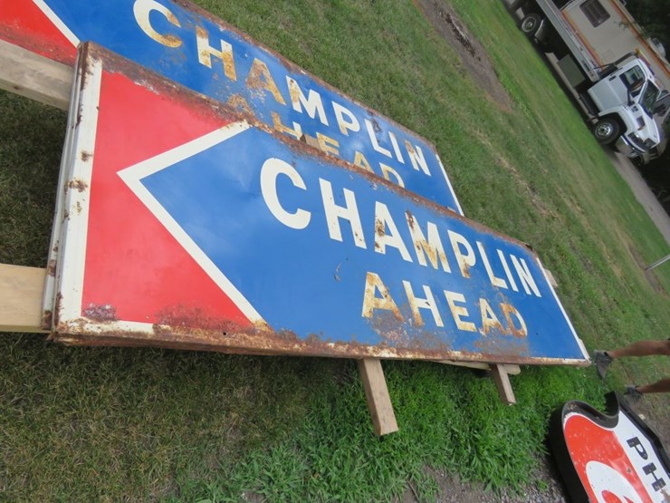 champlain-sign-image-1