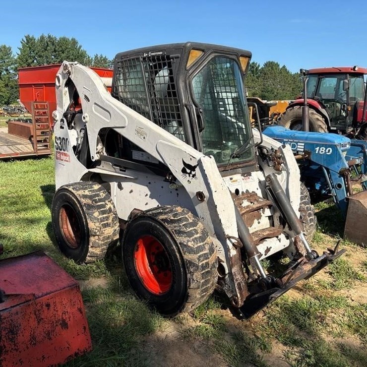 BOBCAT S300