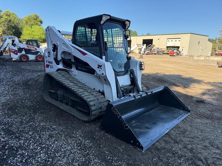 2020-bobcat-t740-image-6