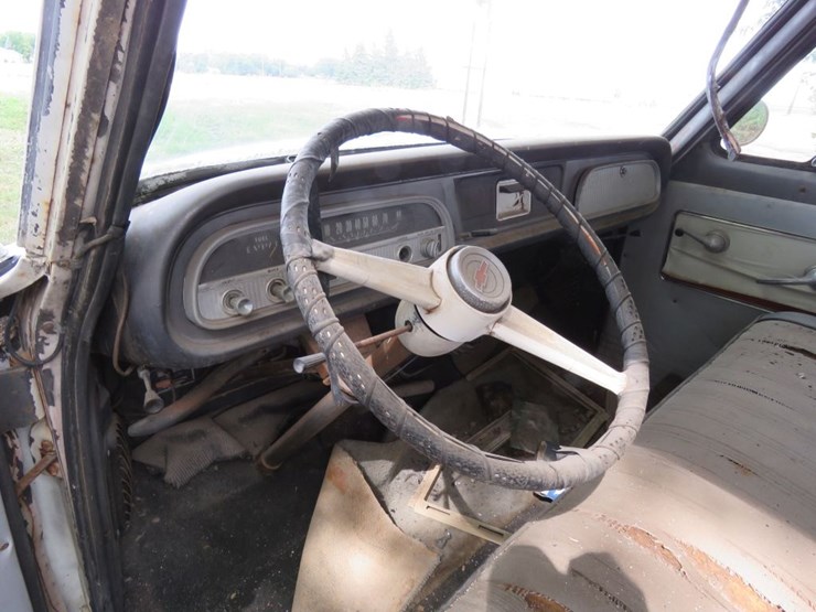1961-64-chevrolet-corvair-greenbriar-sports-wagon-image-6