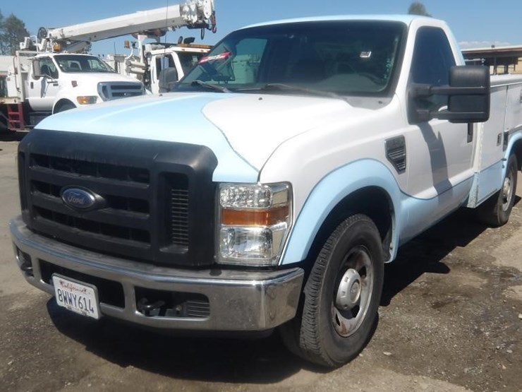 2010-ford-f250-image-2