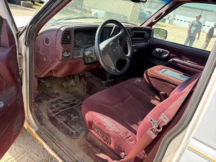 1997-chevrolet-silverado-3500-image-7
