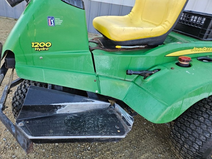 john-deere-1200-image-11
