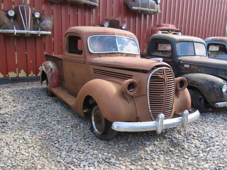 1938/9-ford-pickup-image-1