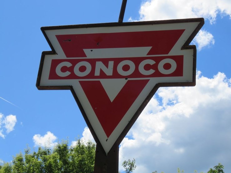 conoco-porcelain-sign-on-pole-with-frame-image-5