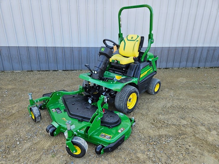 2023-john-deere-1570-image-1