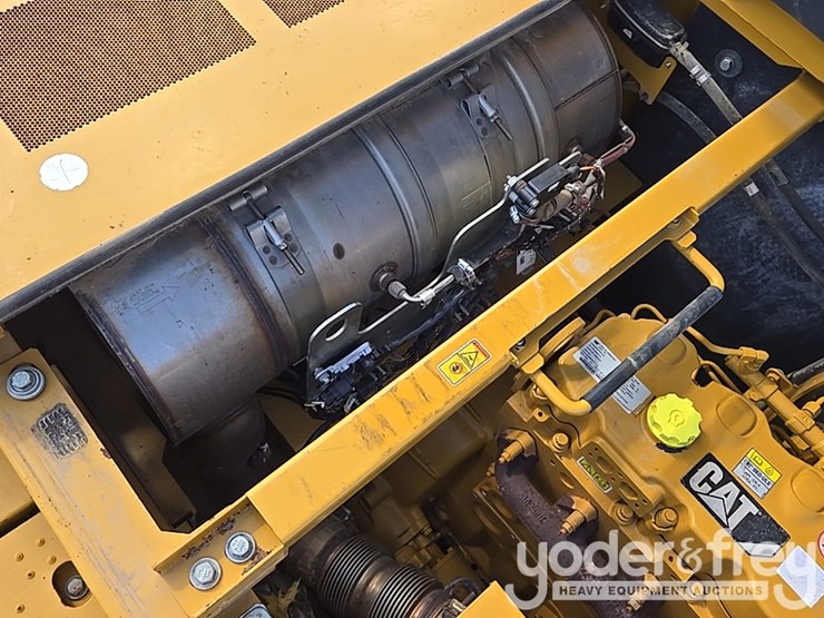 2019-caterpillar-336-image-54