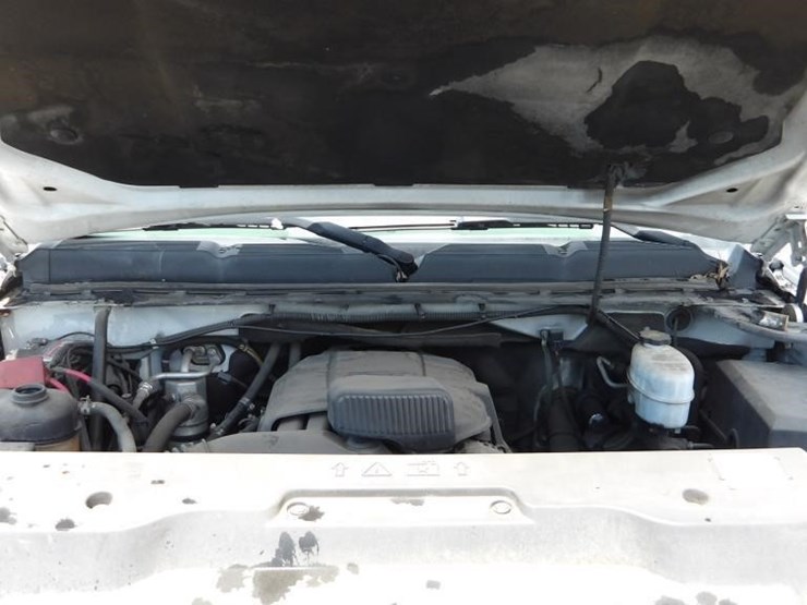 2011-chevrolet-silverado-2500-image-12