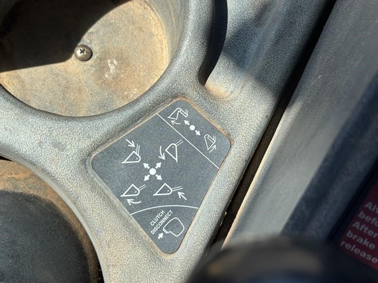 deere-310sg-image-42