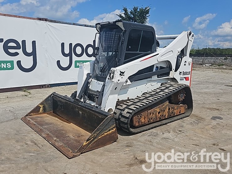 2016-bobcat-t870-image-1