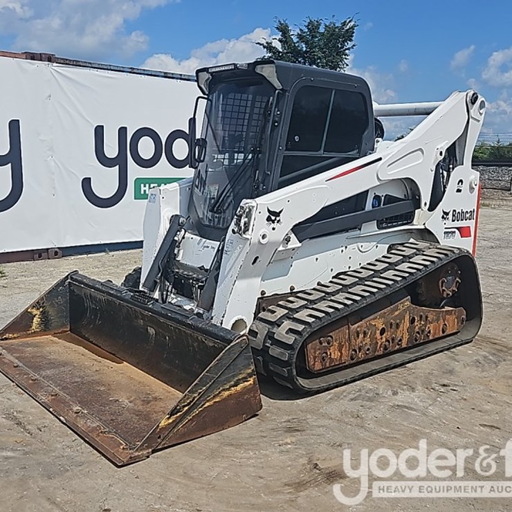 2016 BOBCAT T870