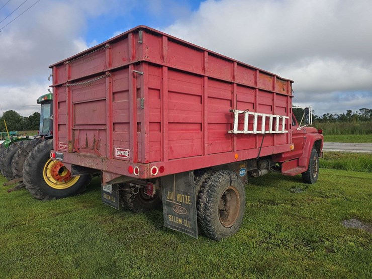 1978-ford-f700-image-4