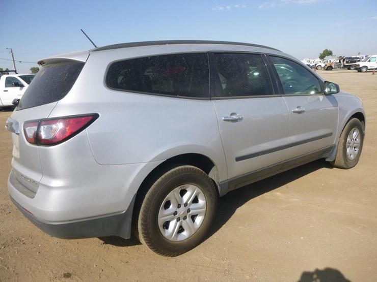 2016-chevrolet-traverse-image-4