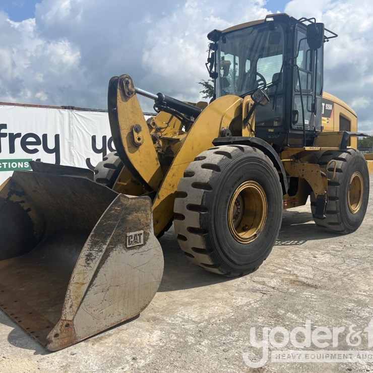 2016 CATERPILLAR 926M