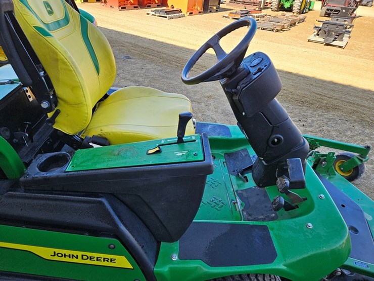 2023-john-deere-1550-image-25