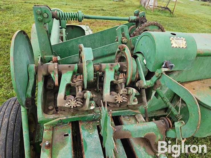 1960-john-deere-14t-image-15