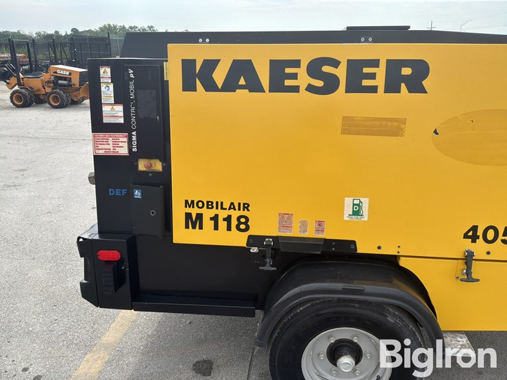 2022-massey-ferguson-730-image-16