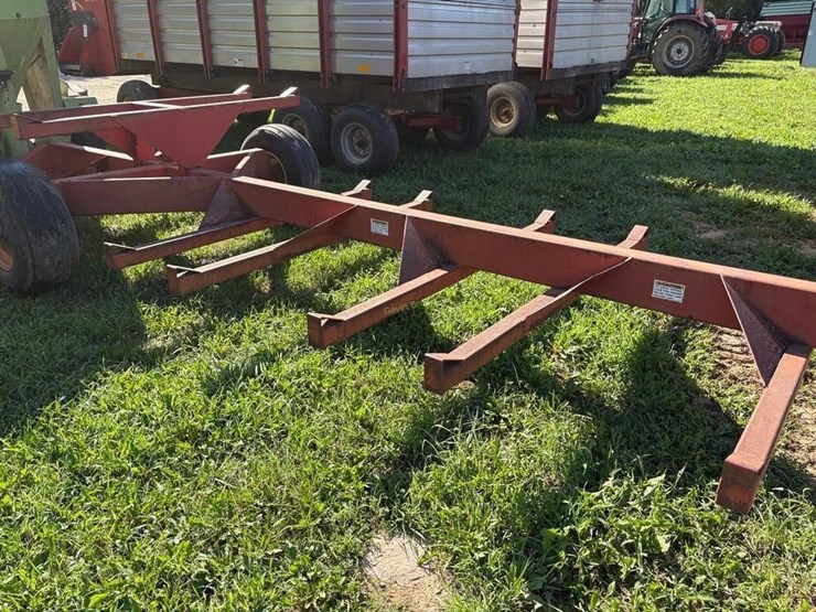 h&s-12-bale-tricycle-front-bale-trailer-image-6