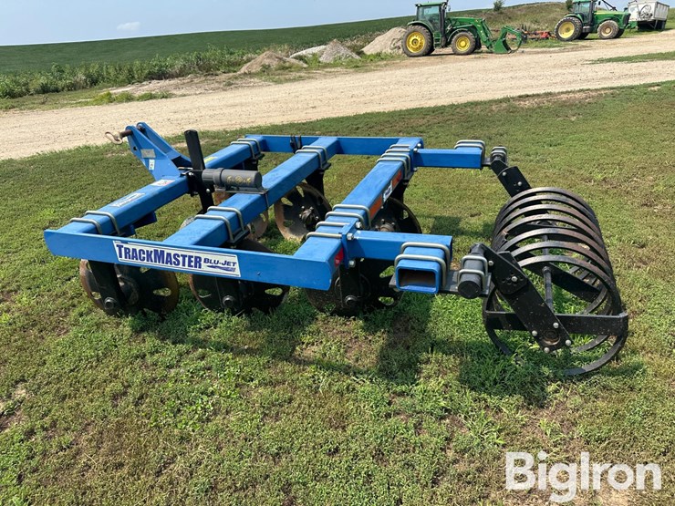 blu-jet-track-master-image-9